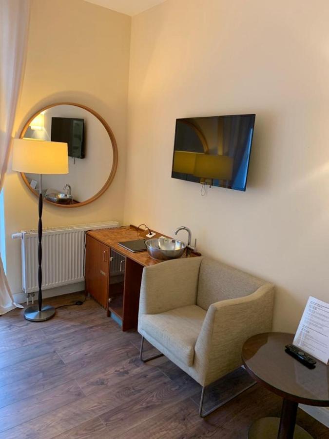 Berliner Hof Hotell Dallgow-Doeberitz Exteriör bild