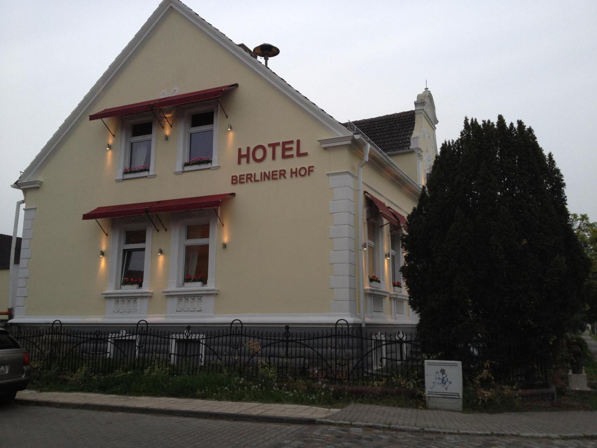 Berliner Hof Hotell Dallgow-Doeberitz Exteriör bild