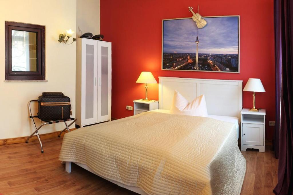 Berliner Hof Hotell Dallgow-Doeberitz Rum bild
