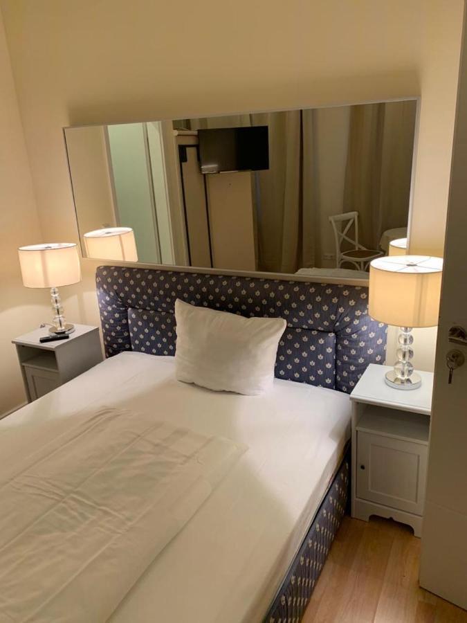 Berliner Hof Hotell Dallgow-Doeberitz Exteriör bild
